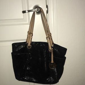 Michael kors purse